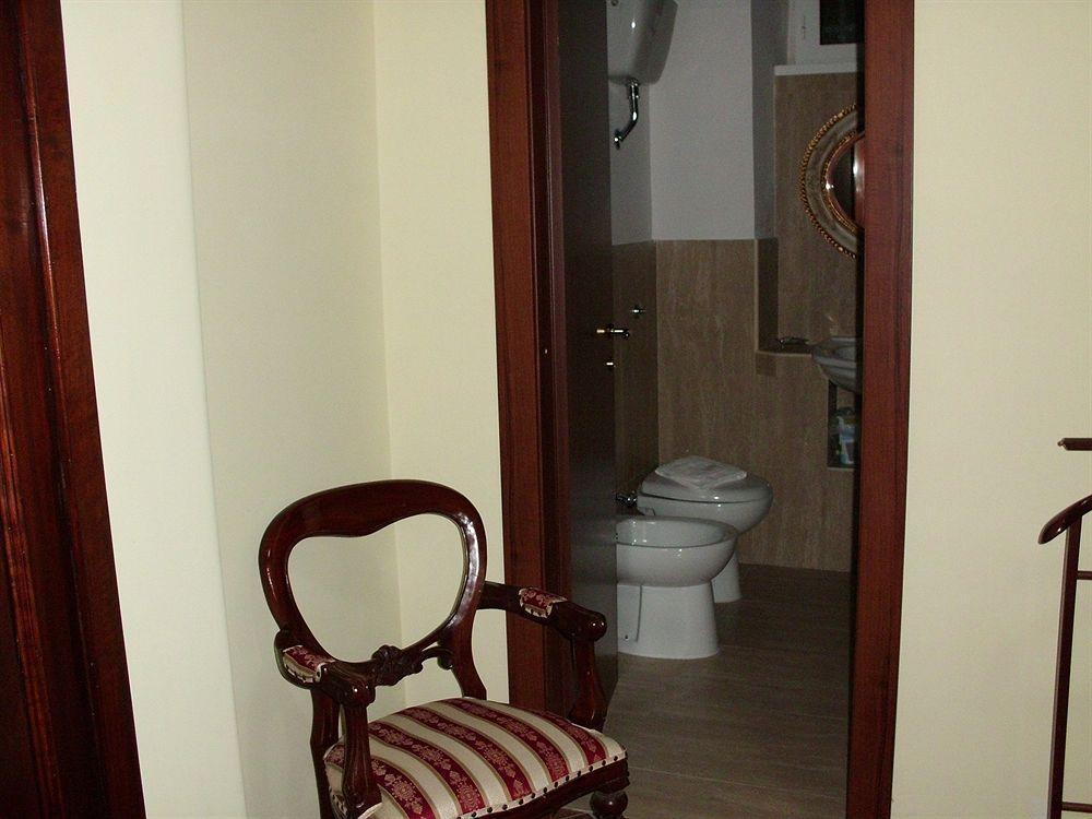 Ermes Relais Bed & Breakfast Рим Екстериор снимка